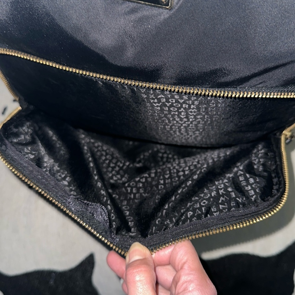 Kate Spade ♠️ New York large black backpack damaged - Picture 8 of 15
